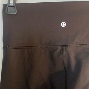 Black lululemon leggings